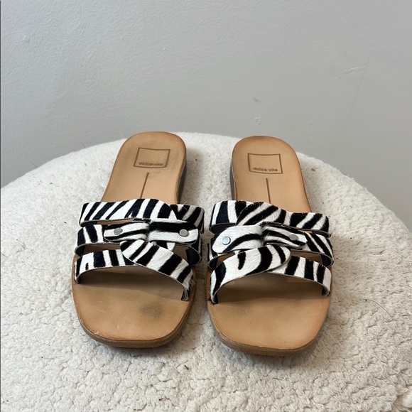 Dolce Vita real fur dyed cowhide Black and White Zebra Sandals size 8. - Picture 1 of 8